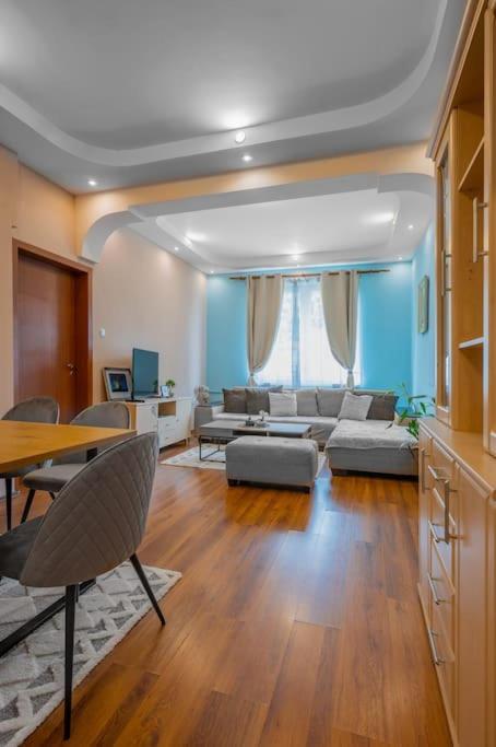 סופיה Spacious 3Bd Central Apartment מראה חיצוני תמונה