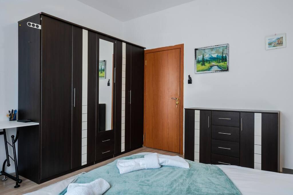 סופיה Spacious 3Bd Central Apartment מראה חיצוני תמונה