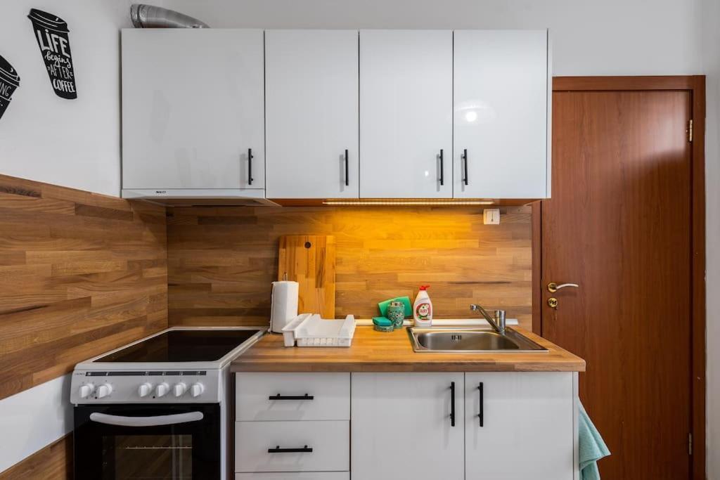 סופיה Spacious 3Bd Central Apartment מראה חיצוני תמונה
