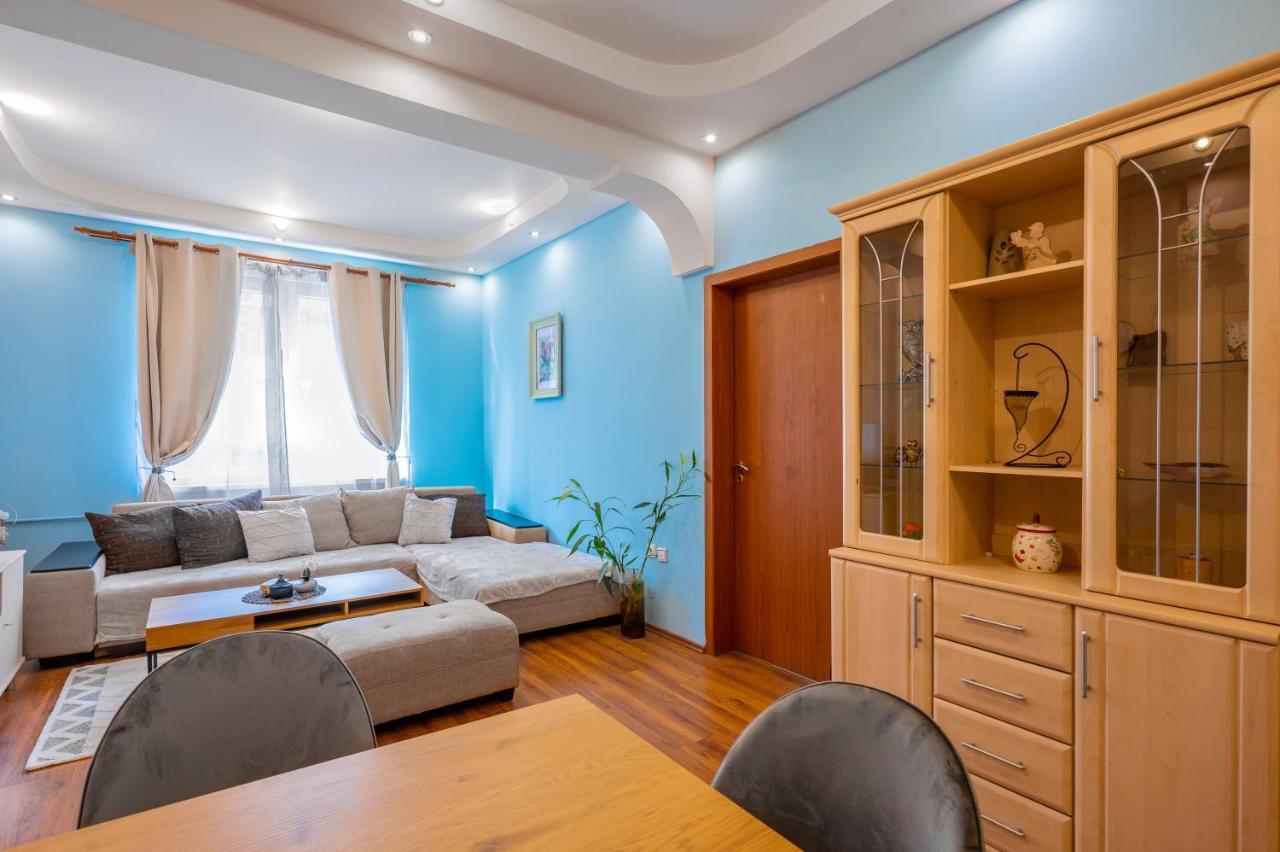 סופיה Spacious 3Bd Central Apartment מראה חיצוני תמונה